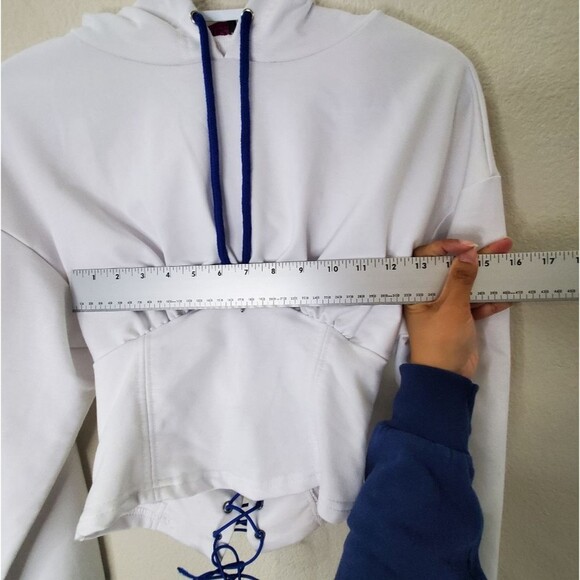 White Long Sleeve Crop Top Hoodie with Corset and Lace-Up Open Back - Picture 8 of 10